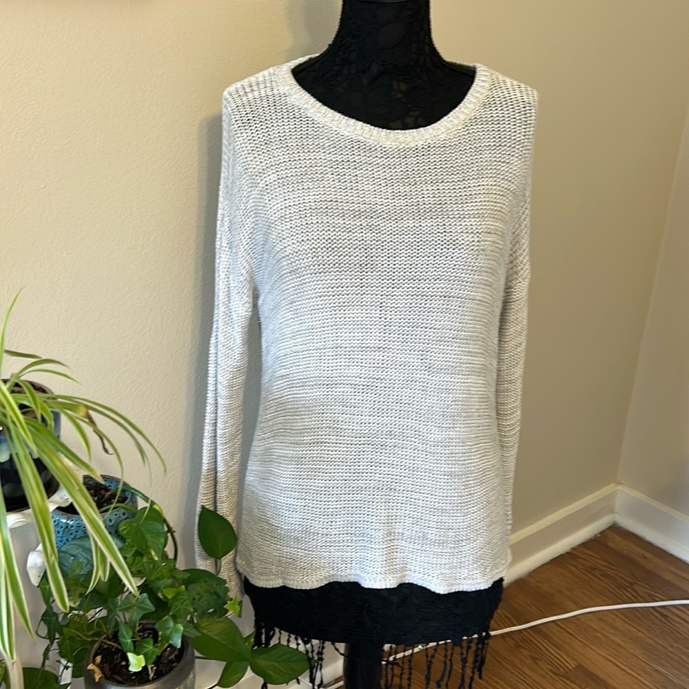 HARPER LANE Hi-Low Cutout Sweater